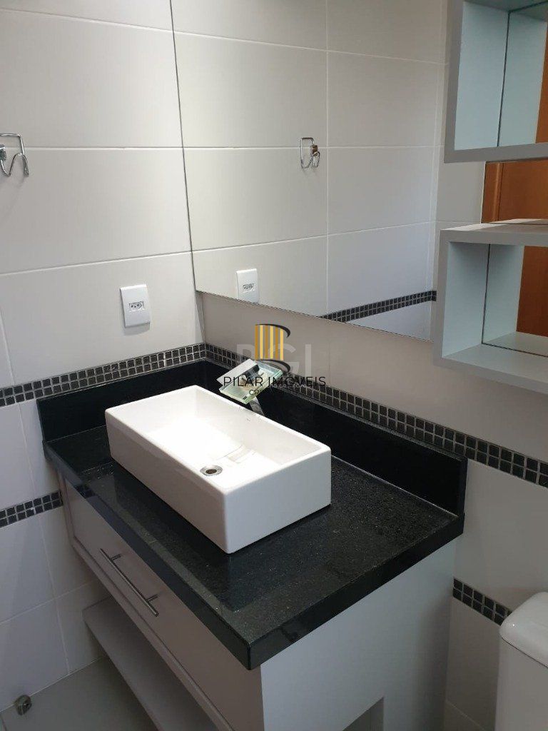 Apartamento 2 dormitórios no bairro Passo da Areia