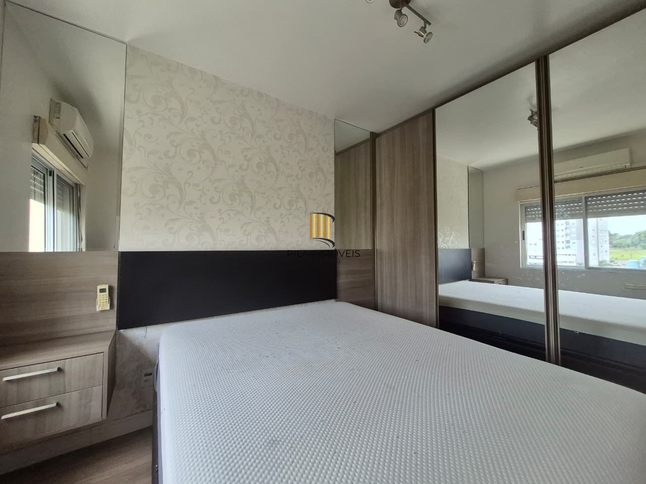 Apartamento, 2 dormitórios, 1 Banheiro, 1 Vaga, 56m², Bairro Sarandi