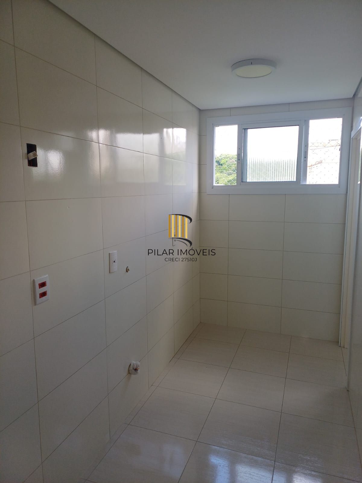 Apartamento 2 dormitórios no bairro Jardim Sabará