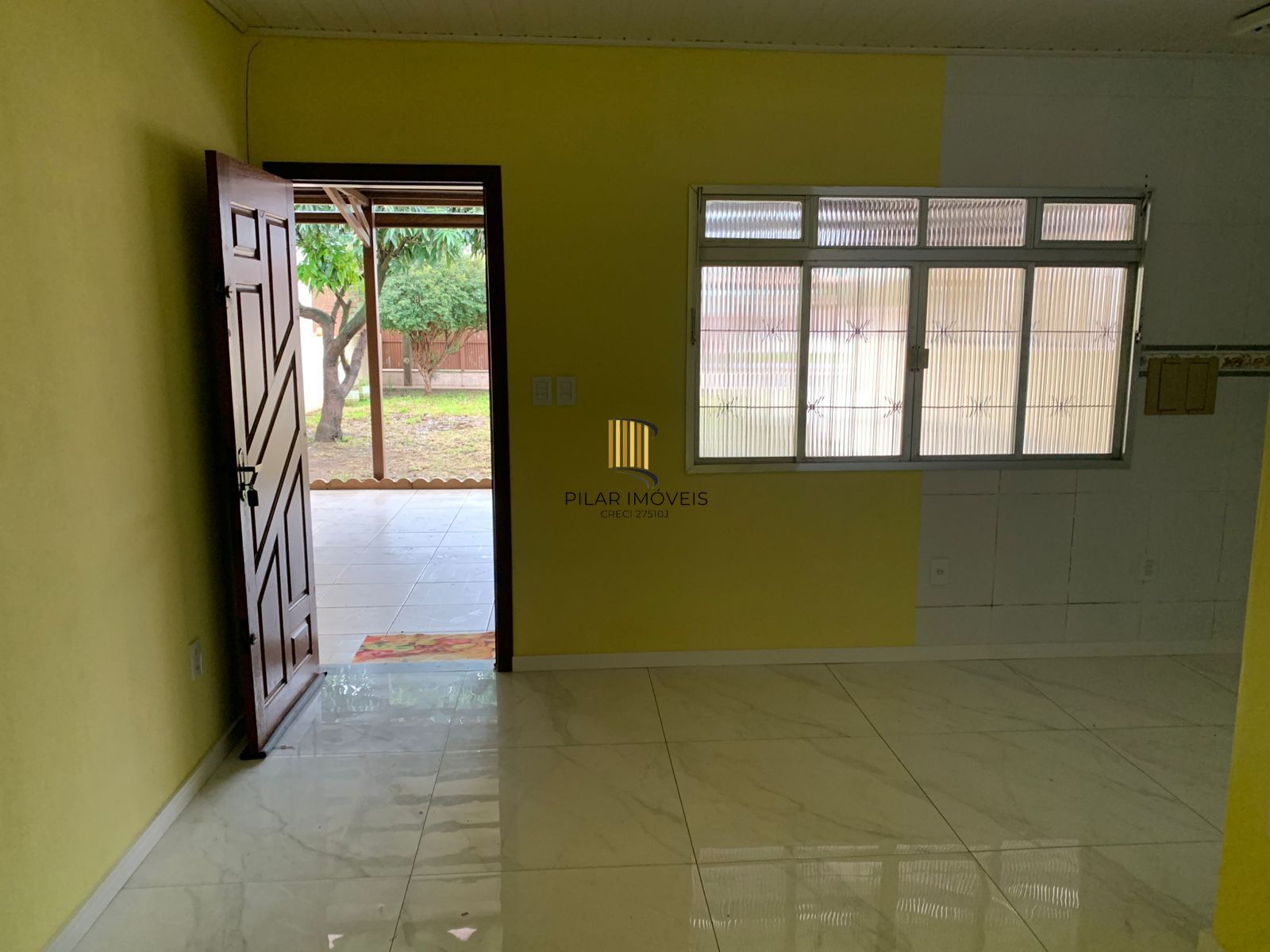 Casa para Venda - 55m², 3 dormitórios, 2 vagas - Rio Branco