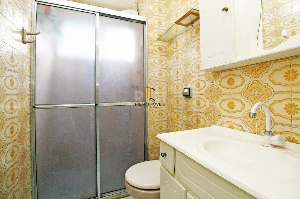 Apartamento para Venda - 63.88m², 2 dormitórios, Cidade Baixa