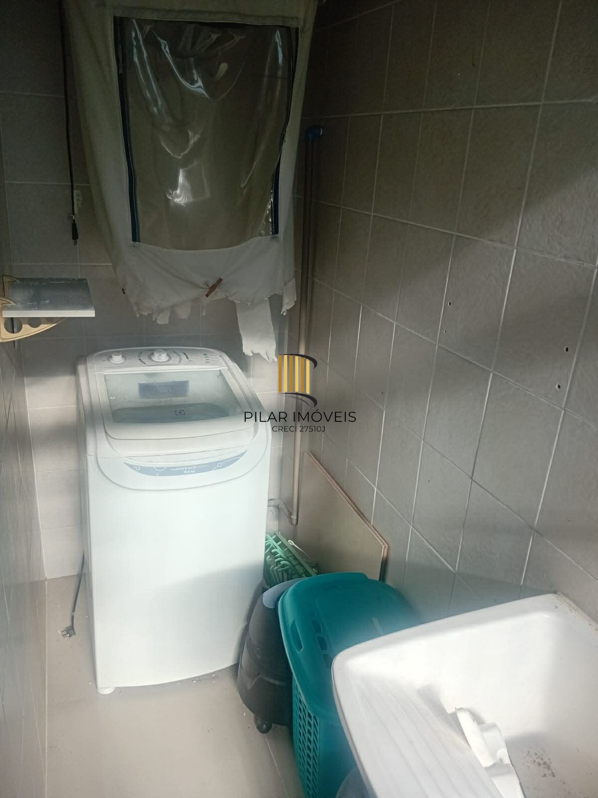 apartamento 02 dormitorios no Floresta