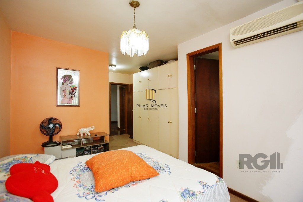 Casa 3 Dormitório(s) Bairro Petrópolis