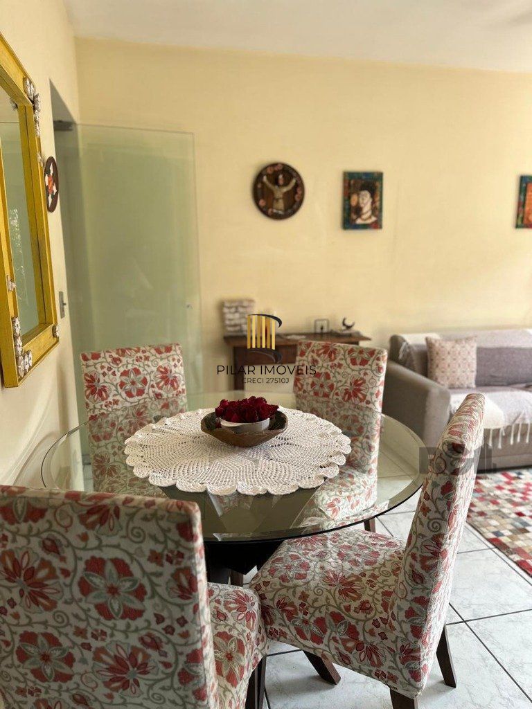 Casa de Condomínio 2 dormitórios no bairro Lomba do Pinheiro