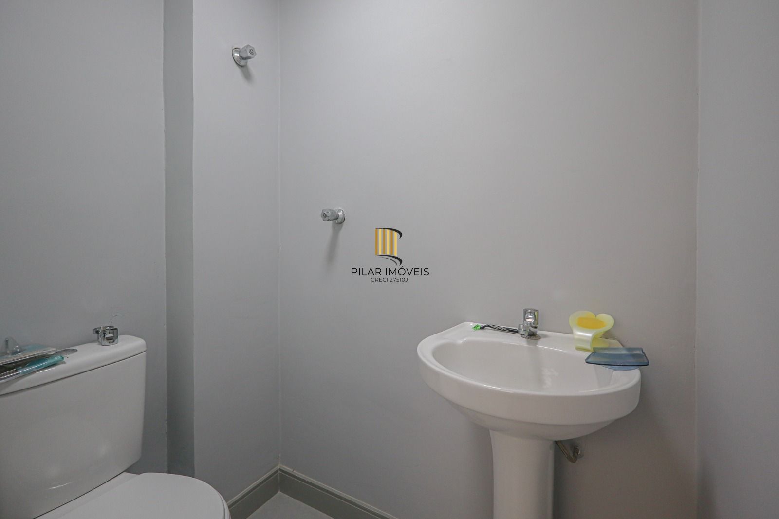 Apartamento 2 dormitórios/garagem