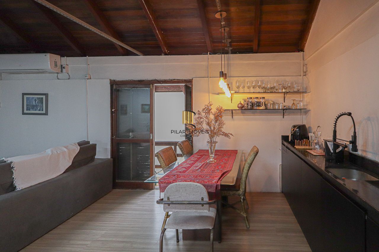 Casa, 3 dormitórios, 2 Suítes,  293,20m², Bairro Bela Vista, Porto Alegre
