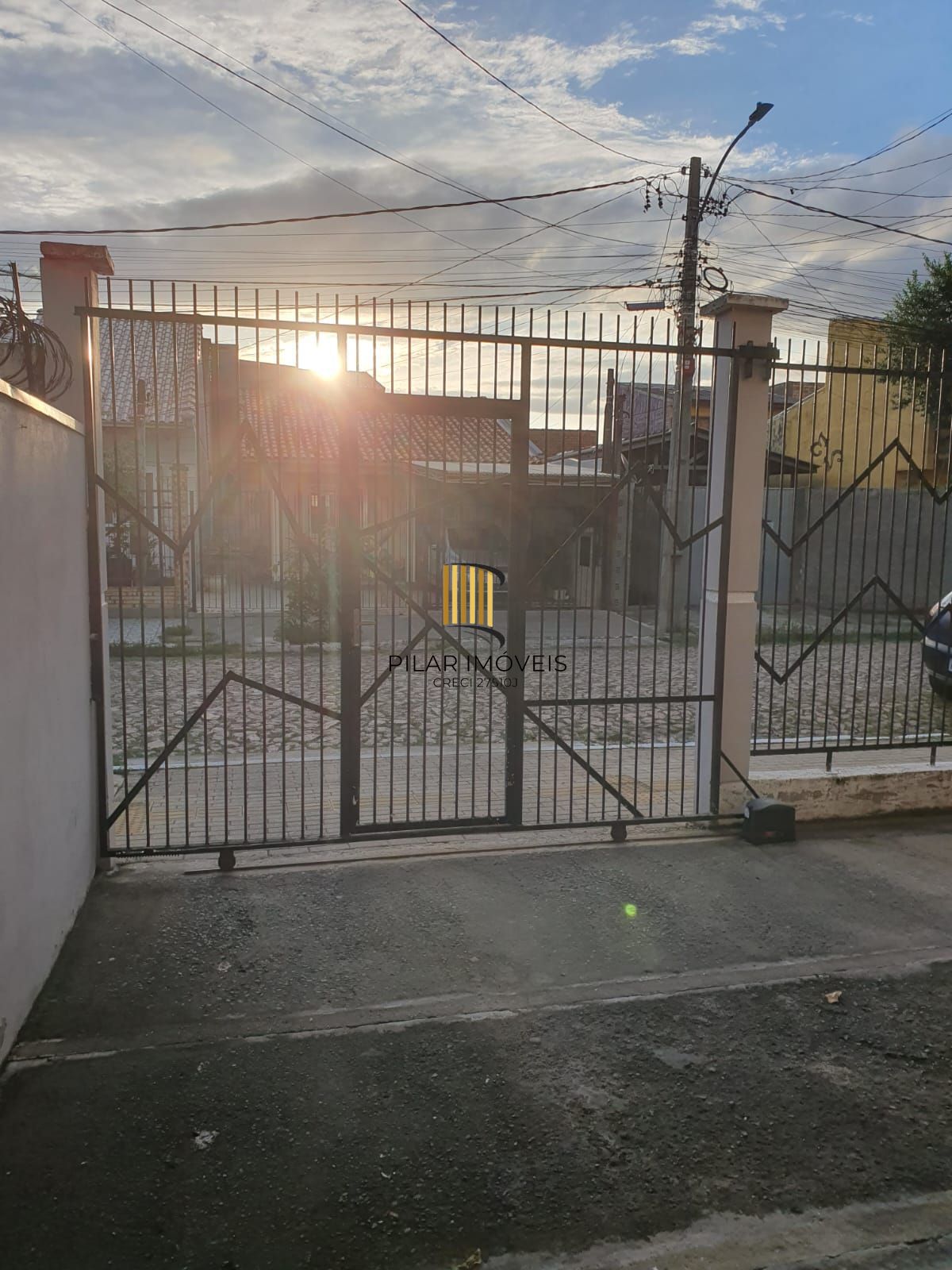 Casa, 3 Dormitórios, 2 Banheiros, 180m², Bairro Estância Velha, Canoas