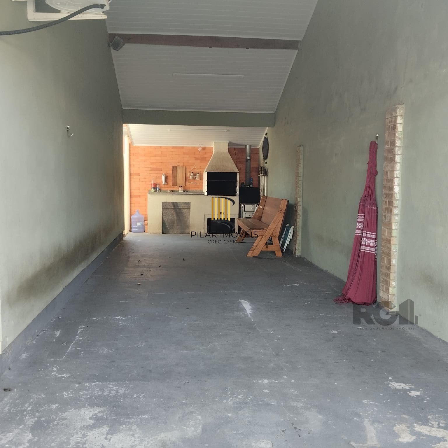Casa para Venda - 272m², 3 dormitórios, sendo 1 suites, 2vagas - Porto Verde