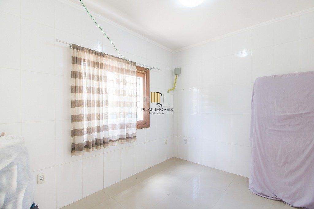 Casa para Venda - 380.83m², 5 dormitórios, sendo 1 suites, 2 vagas - Glória