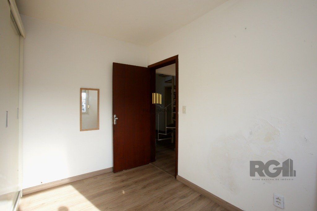 Cobertura para Venda - 115m², 2 dormitórios, 2 vagas - Nonoai