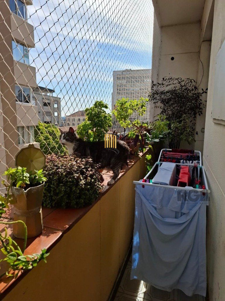 Amplo apartamento no beiro Floresta