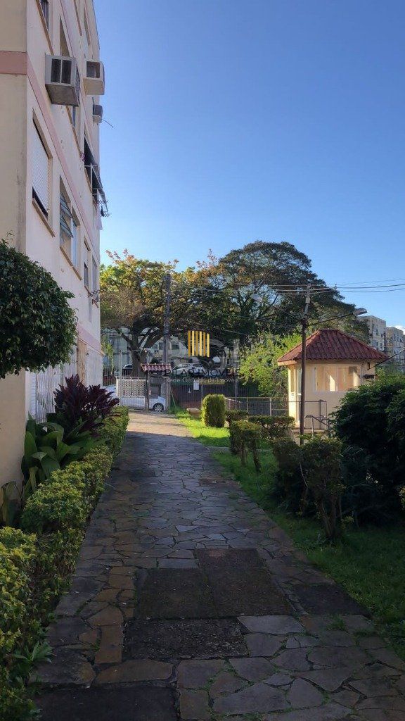 Apartamento para Venda - 33m², 1 dormitório, 1 vaga - Santo Antonio