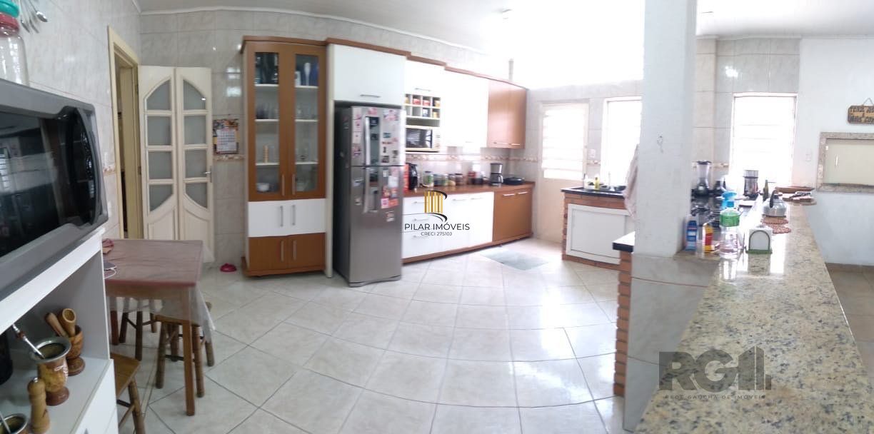 Excelente casa de 70m² com 3 dormitórios no bairro Sarandi. 