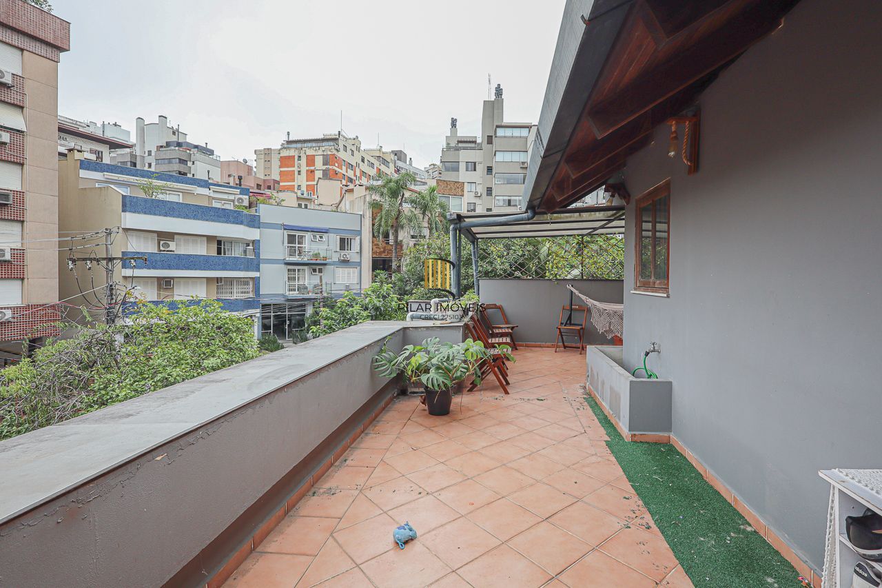 Casa, 3 dormitórios, 2 Suítes,  293,20m², Bairro Bela Vista, Porto Alegre