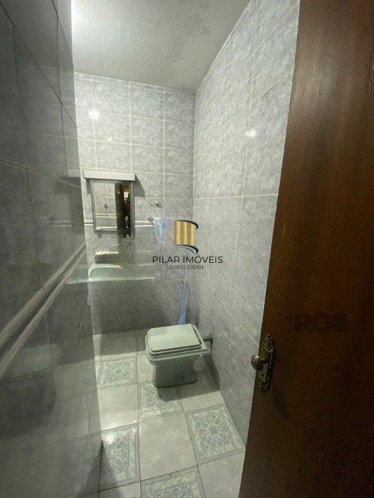 Sobrado para Venda - 169.4m², 3 dormitórios, sendo 1 suites, Cidade Baixa