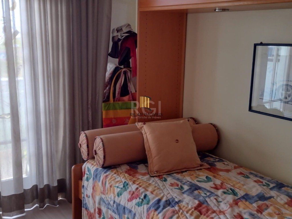Apartamento para Venda - 118.1m², 3 dormitórios, sendo 1 suites, 1 vaga - Centro