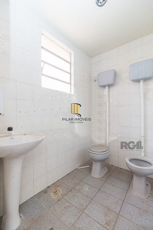 Casa 4 dormitórios no bairro Chácara das Pedras