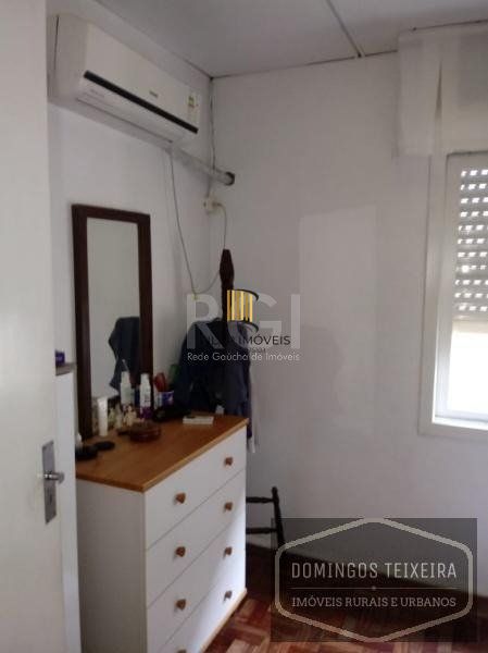 Casa para Venda - 300m², 3 dormitórios, 2 vagas - Jardim Leopoldina