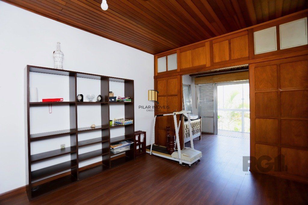 Casa 3 dormitórios no bairro Passo da Areia