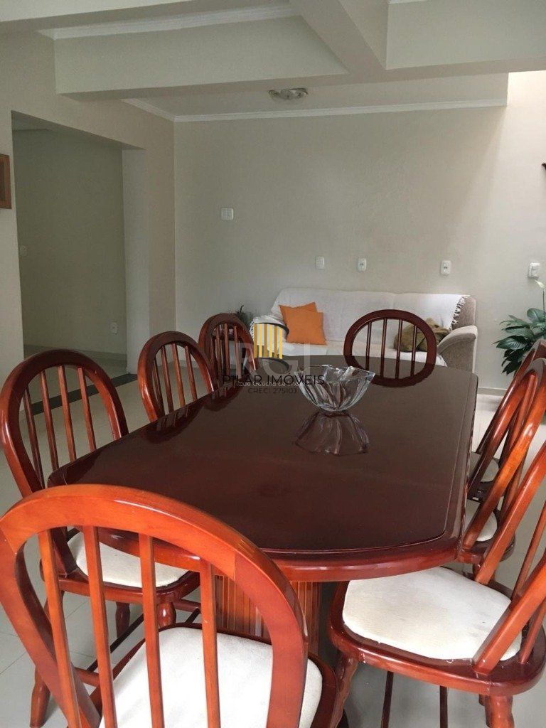 Casa para Venda - 248m², 5 dormitórios, sendo 1 suites, 3 vagas - Sarandi