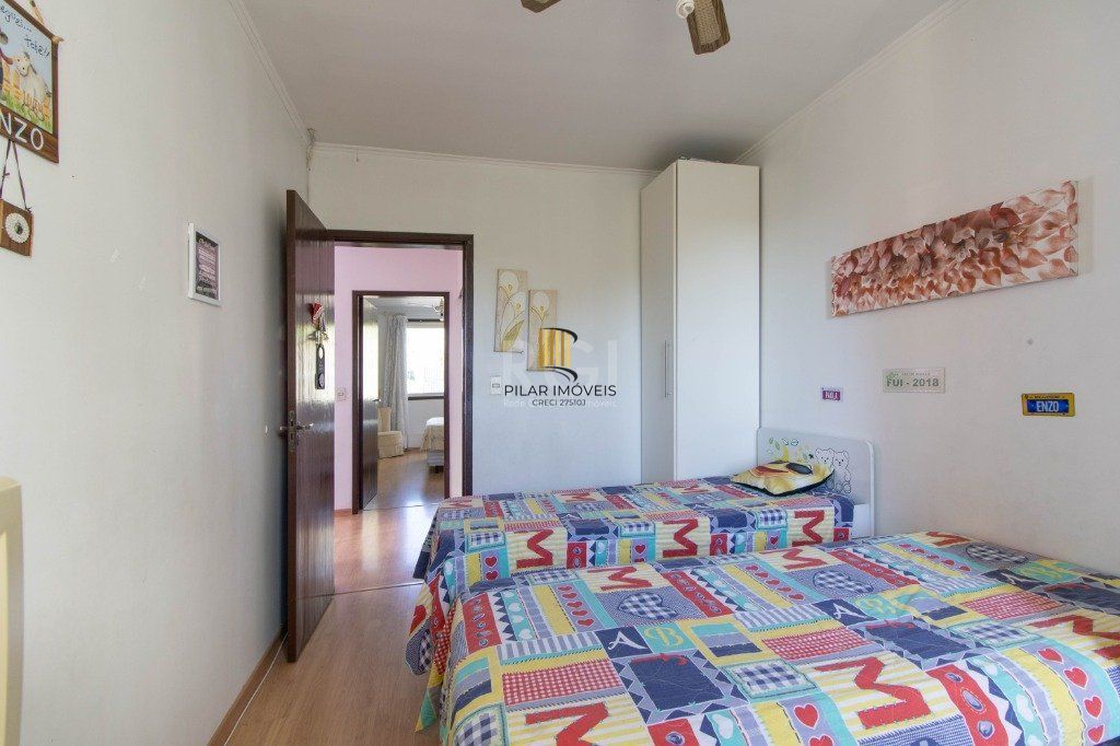 Sobrado para Venda - 139.18m², 3 dormitórios, sendo 1 suites, 4 vagas - Cristo Redentor
