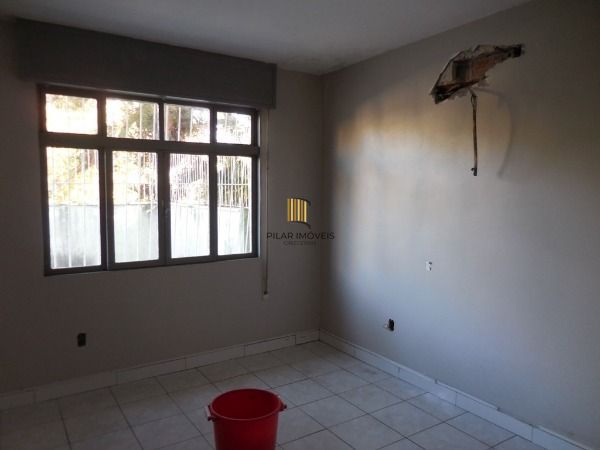 Casa Comercial para Venda - 210m², 0 dormitórios, 5 vagas - Floresta