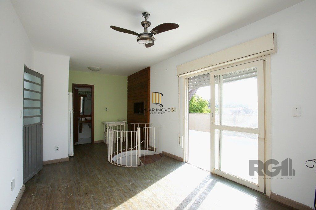 Cobertura para Venda - 115m², 2 dormitórios, 2 vagas - Nonoai