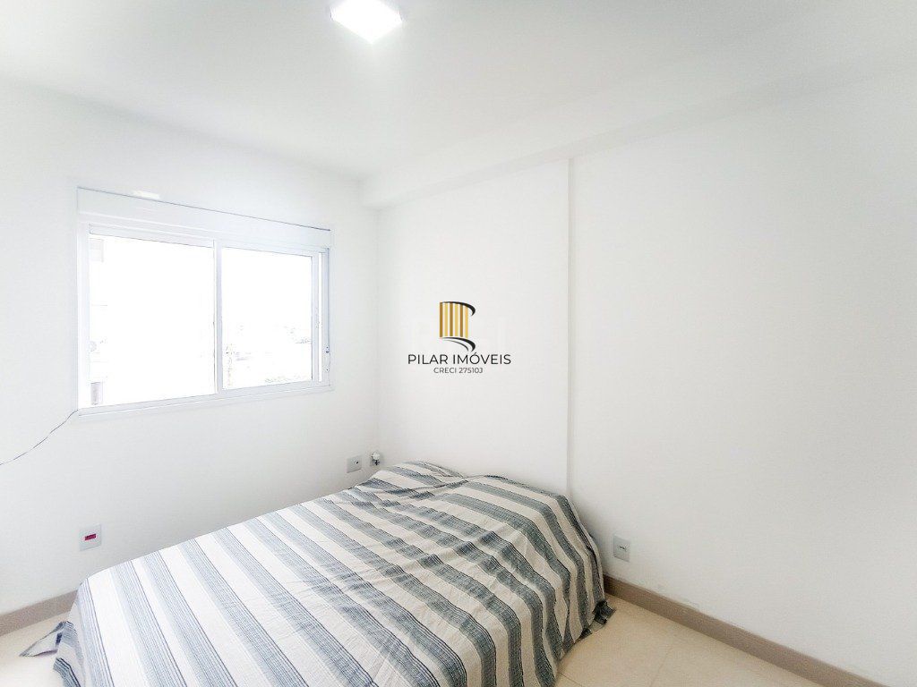 Apartamento para Venda - 53m², 2 dormitórios, sendo 1 suites, 1 vaga - Humaitá