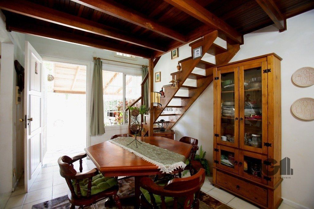 Casa para Venda - 70m², 3 dormitórios, 2 vagas - Jardim Leopoldina