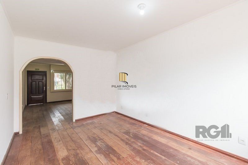 Casa 4 dormitórios no bairro Chácara das Pedras - Pilar Imóveis