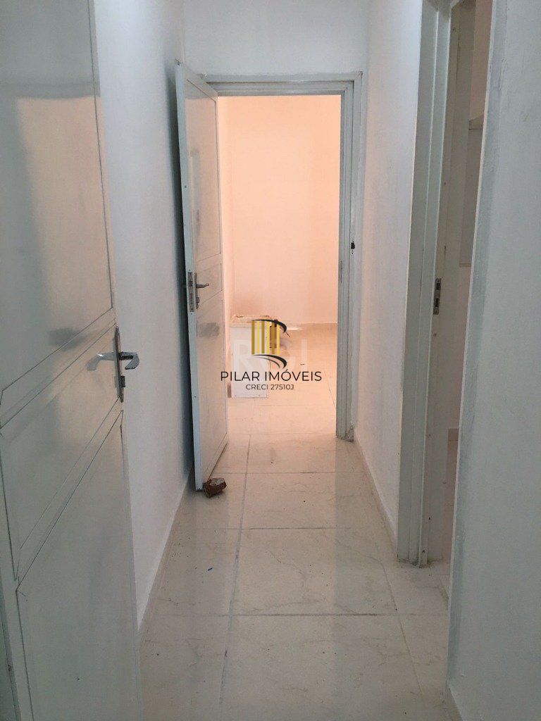 Casa 1 Dormitório(s) Bairro Floresta