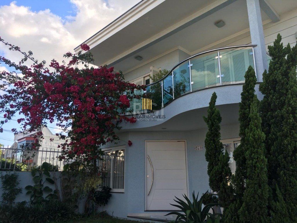 Casa para Venda - 248m², 5 dormitórios, sendo 1 suites, 3 vagas - Sarandi - Pilar Imóveis