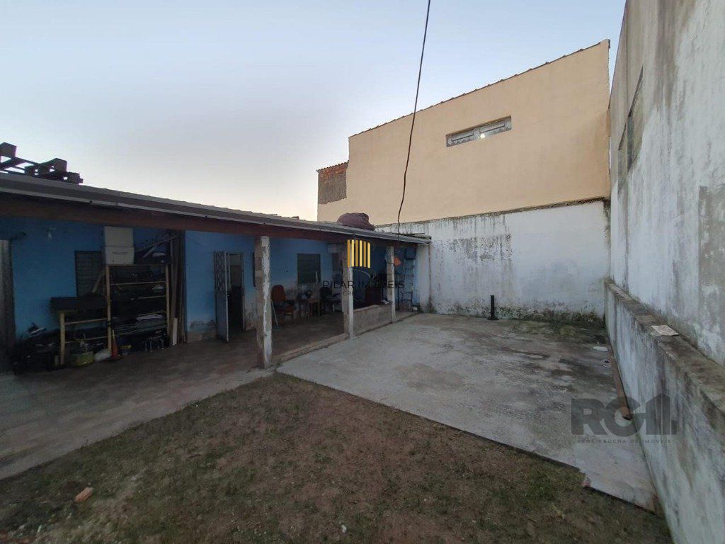 Casa 2 dormitórios no bairro Niterói
