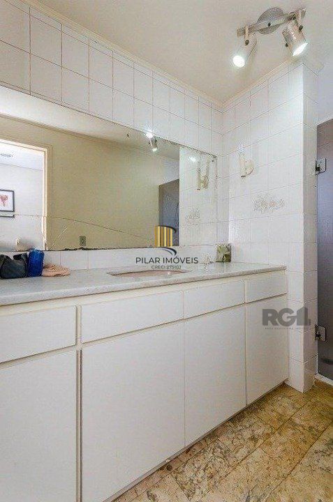 Apartamento 3 dormitórios no bairro Farroupilha