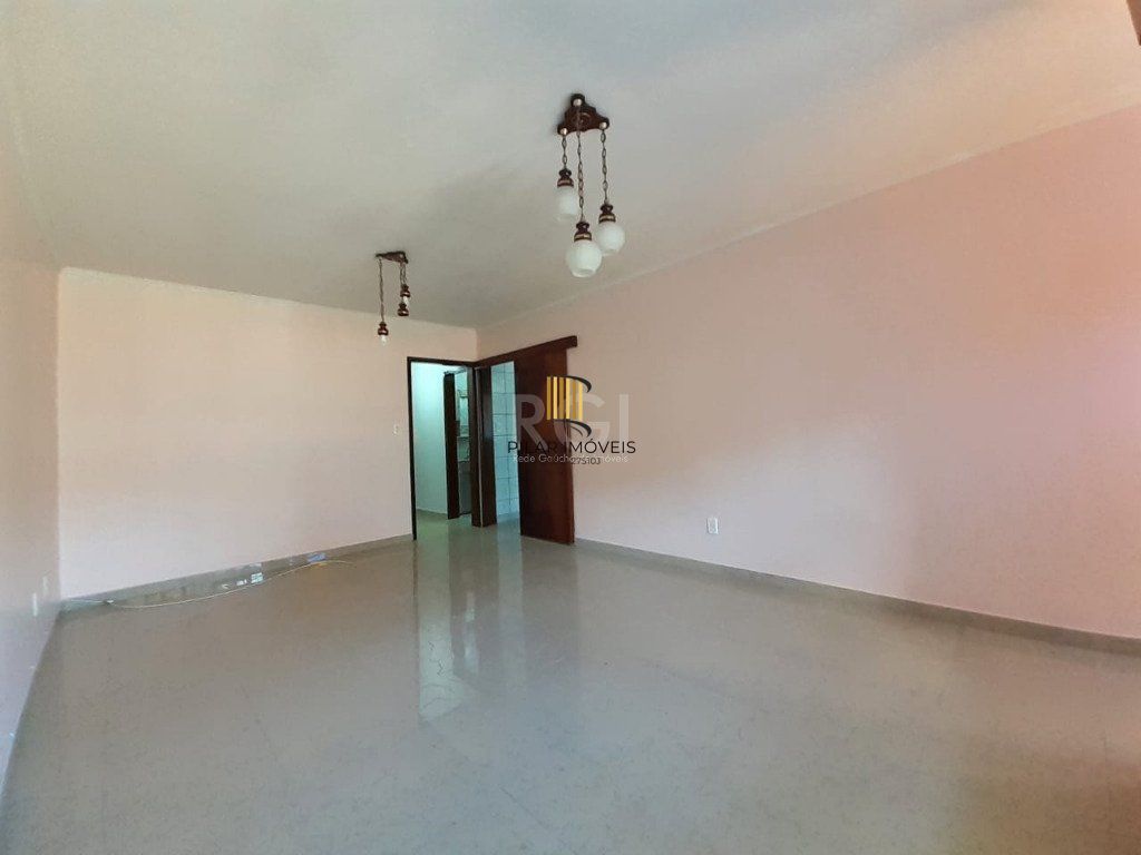 Casa para Venda - 149m², 3 dormitórios, sendo 1 suites, 3 vagas - Jardim Sabará