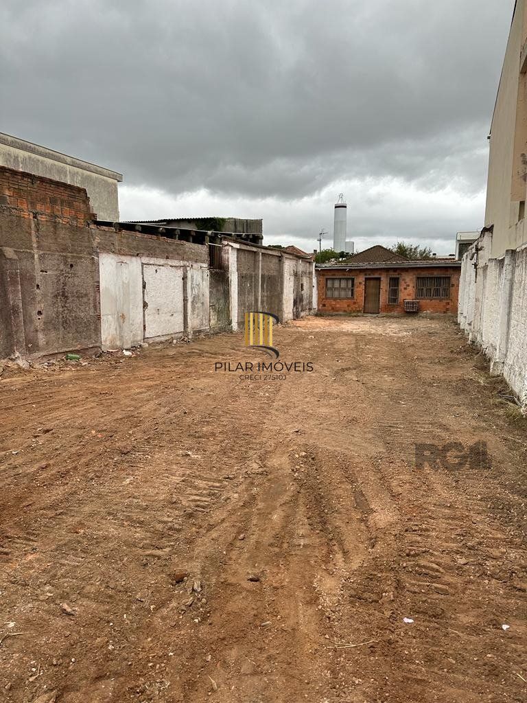 Depósito/Pavilhão para Venda - 216.3m², 0 dormitórios, 4 vagas - São João