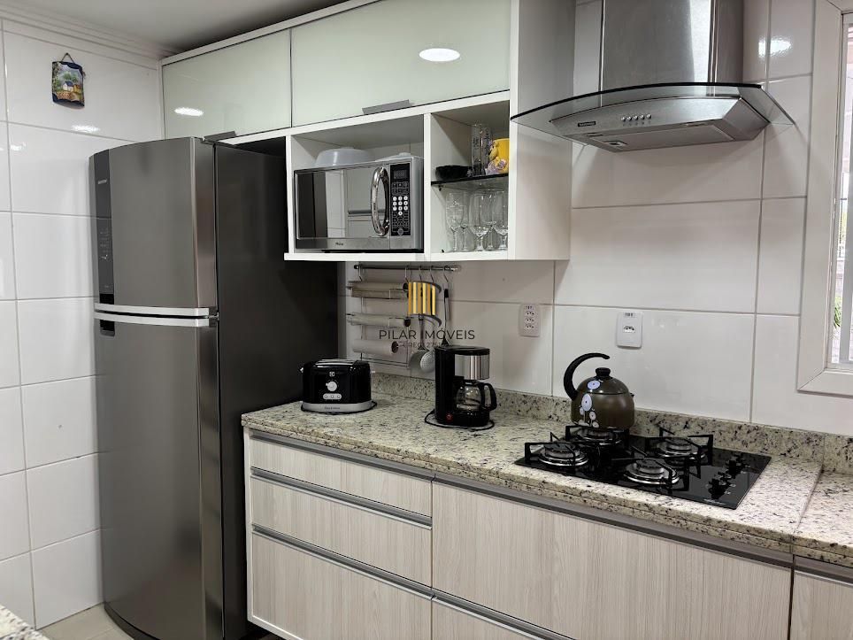 Casa em Condomínio com 3 Dormitórios, Suíte, Sótão e 2 Vagas