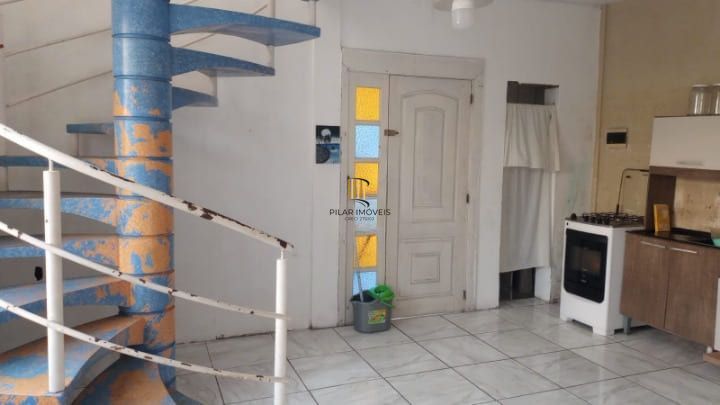 Vende sobrado Espaçoso e Aconchegante em Canoas, RS
