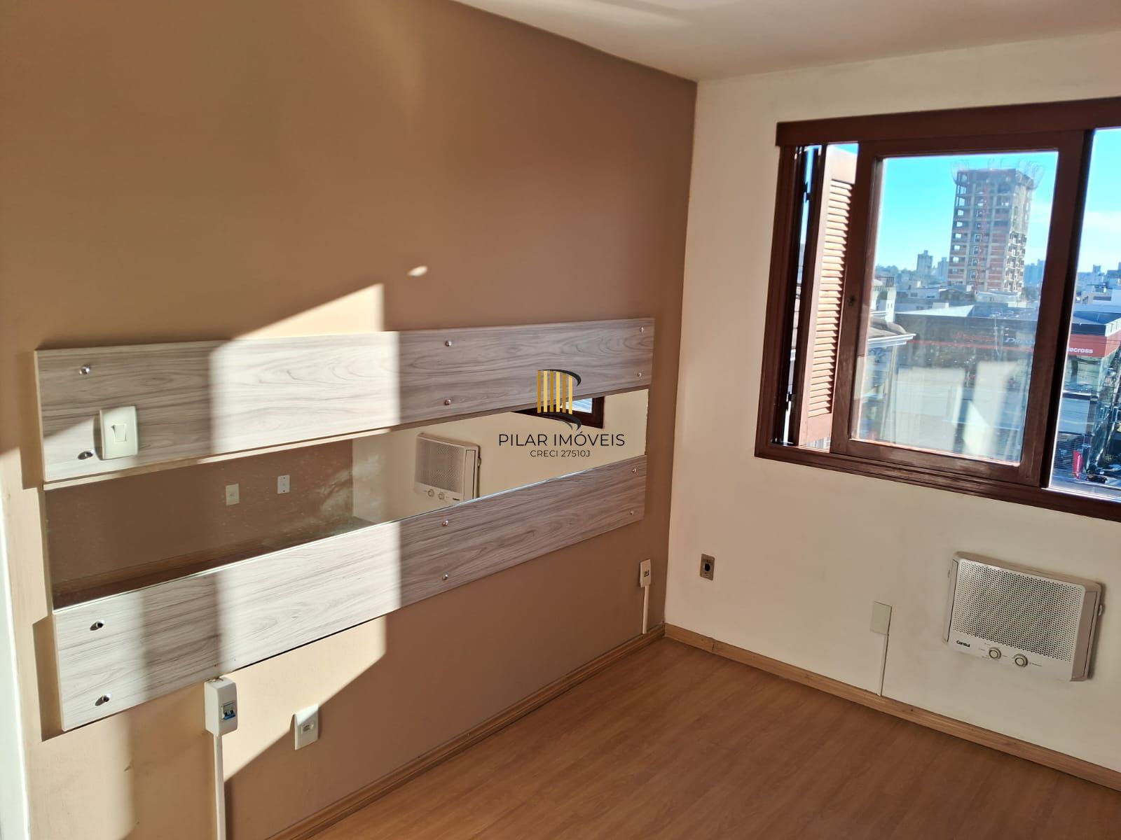 APARTAMENTO COBERTURA COM 02 DORMITÓRIOS, LIVING 02 AMBIENTES COM GARAGEM E BAIXO CUSTO CONDOMINIAL