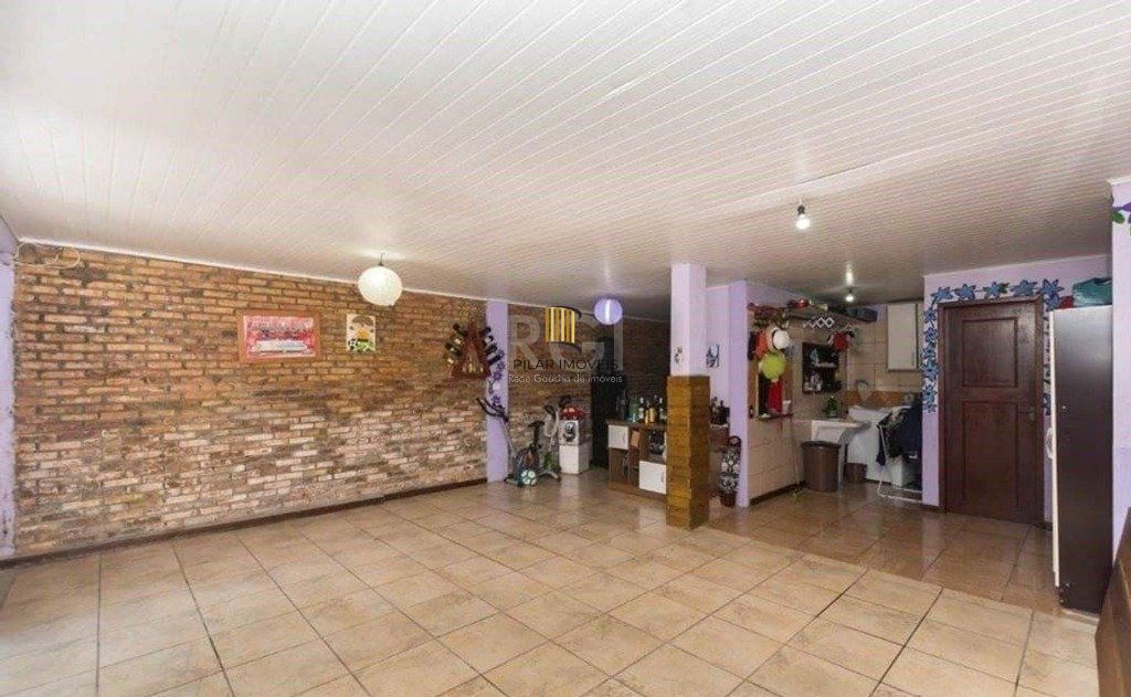 Casa Condominio para Venda - 180m², 3 dormitórios, sendo 2 suites, 3 vagas - Vila Nova