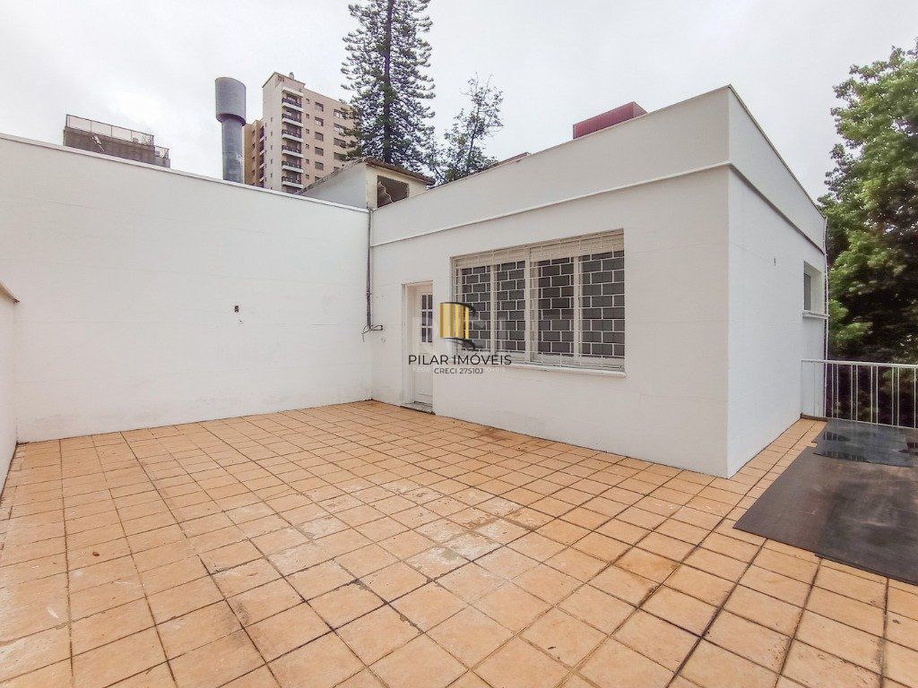 Casa Comercial de Luxo no Centro da Cidade - Oportunidade Única!