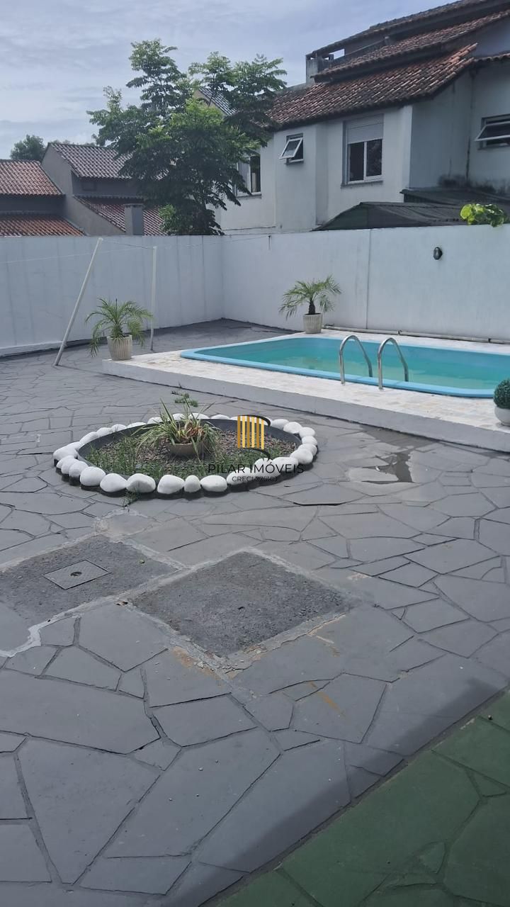 Casa em Ipanema 03 dormitórios, 01 Suíte , 03 vagas.. Aceita veículos / Imoveis