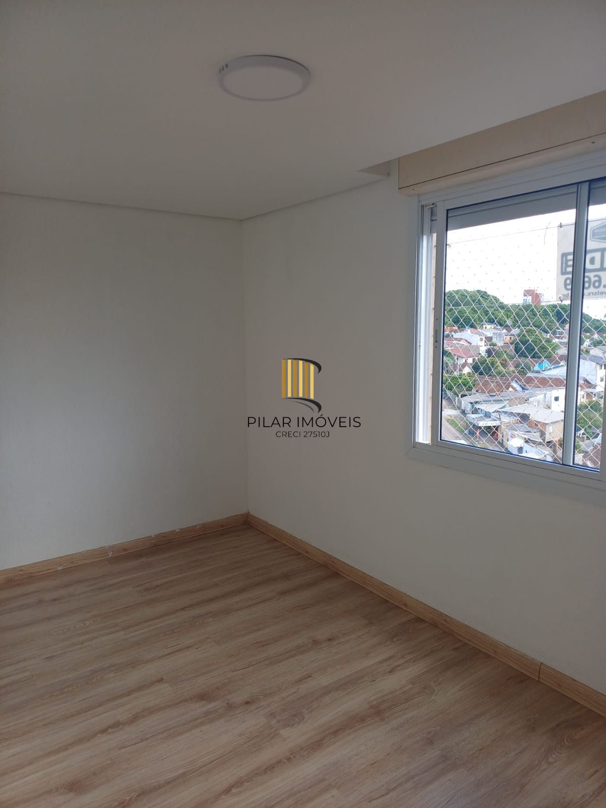 Apartamento 2 dormitórios no bairro Jardim Sabará