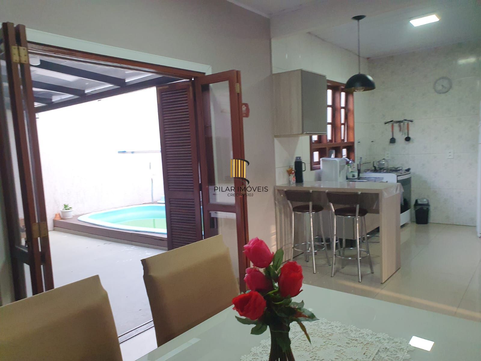 Casa, 3 Dormitórios, 2 Banheiros, 180m², Bairro Estância Velha, Canoas