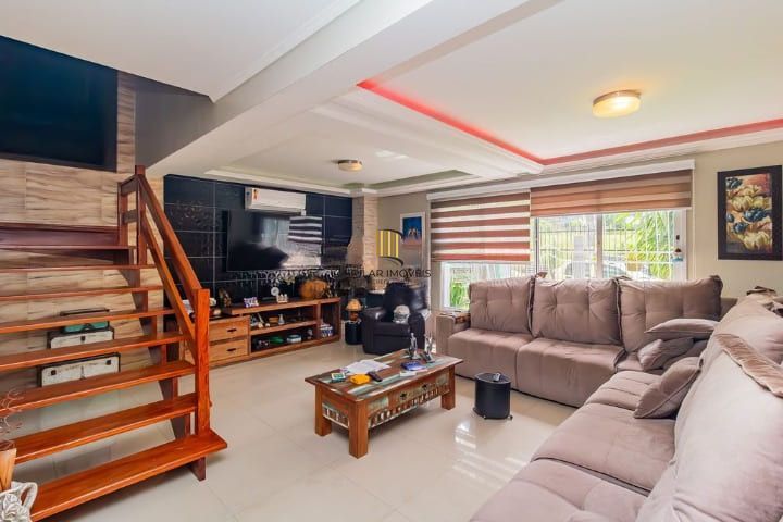 Casa de Condomínio 3 dormitórios no bairro Mário Quintana