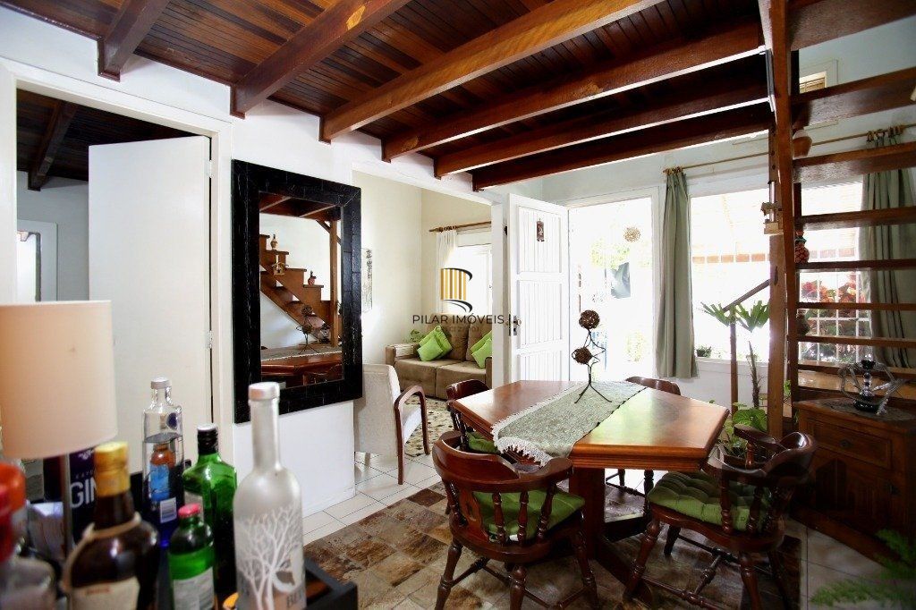 Casa para Venda - 70m², 3 dormitórios, 2 vagas - Jardim Leopoldina