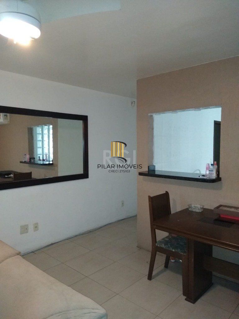 Casa para Venda - 265m², 5 dormitórios, sendo 2 suites, Floresta