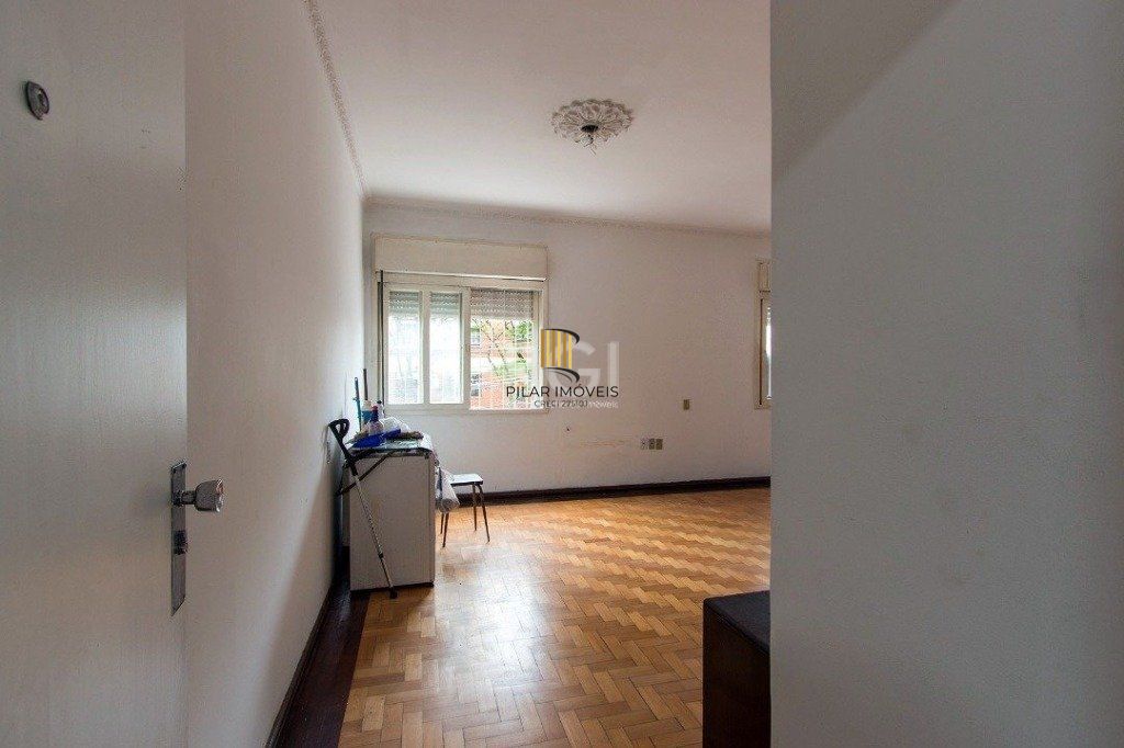 Apartamento para Venda - 101m², 3 dormitórios, 1 vaga - Menino Deus