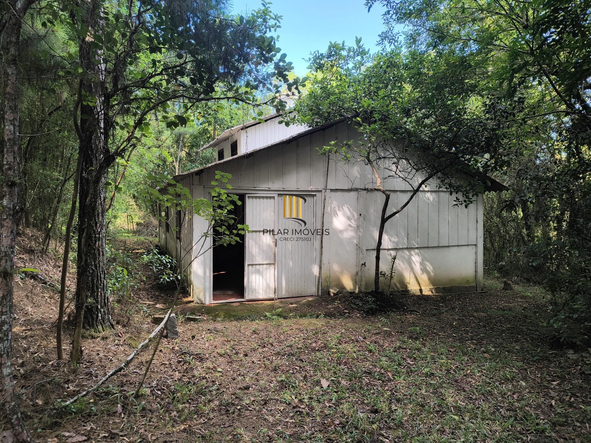 Sítio 2 dormitórios no bairro Centro