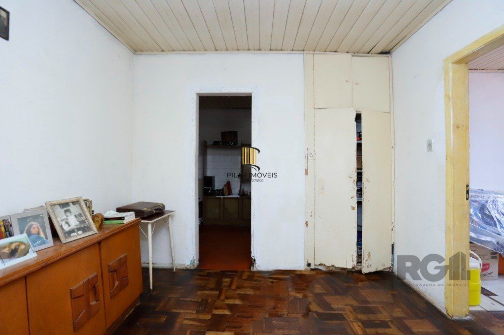 Casa 3 dormitórios no bairro Sarandi